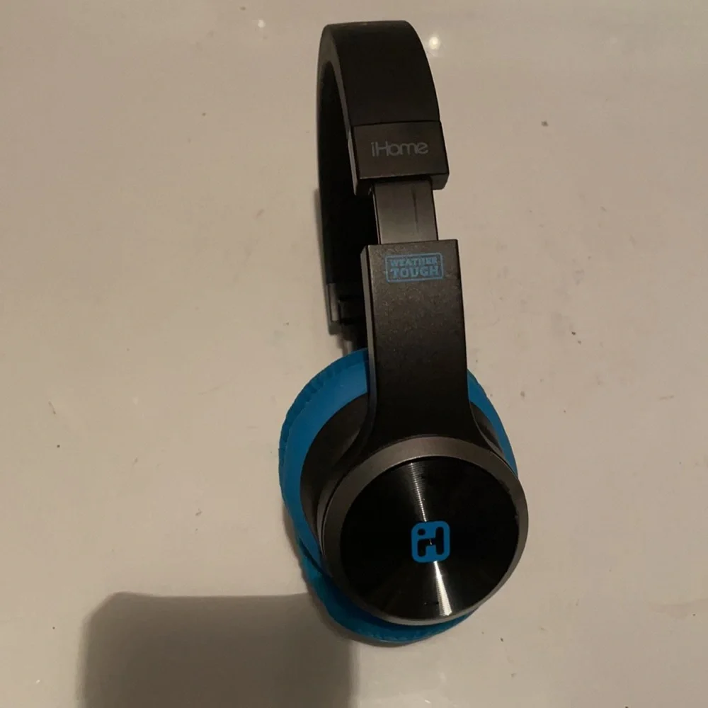 HP Rechargeable Headphones I-Home Bluetooth weather tough slotomania adjustable